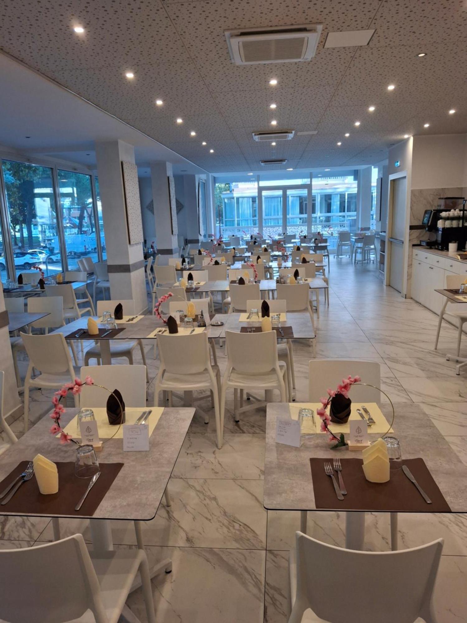 Hotel Caravel Park Ρίμινι Εξωτερικό φωτογραφία